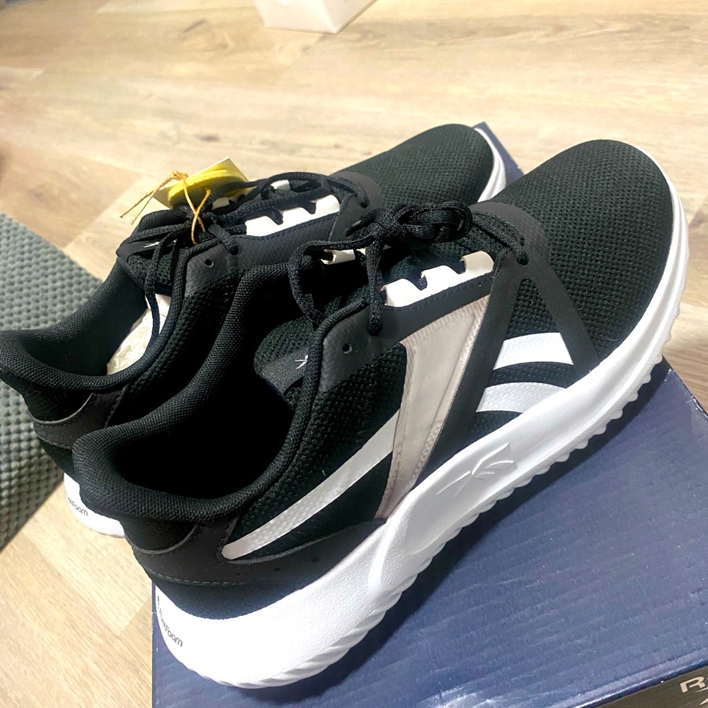 REEBOOK running shoes